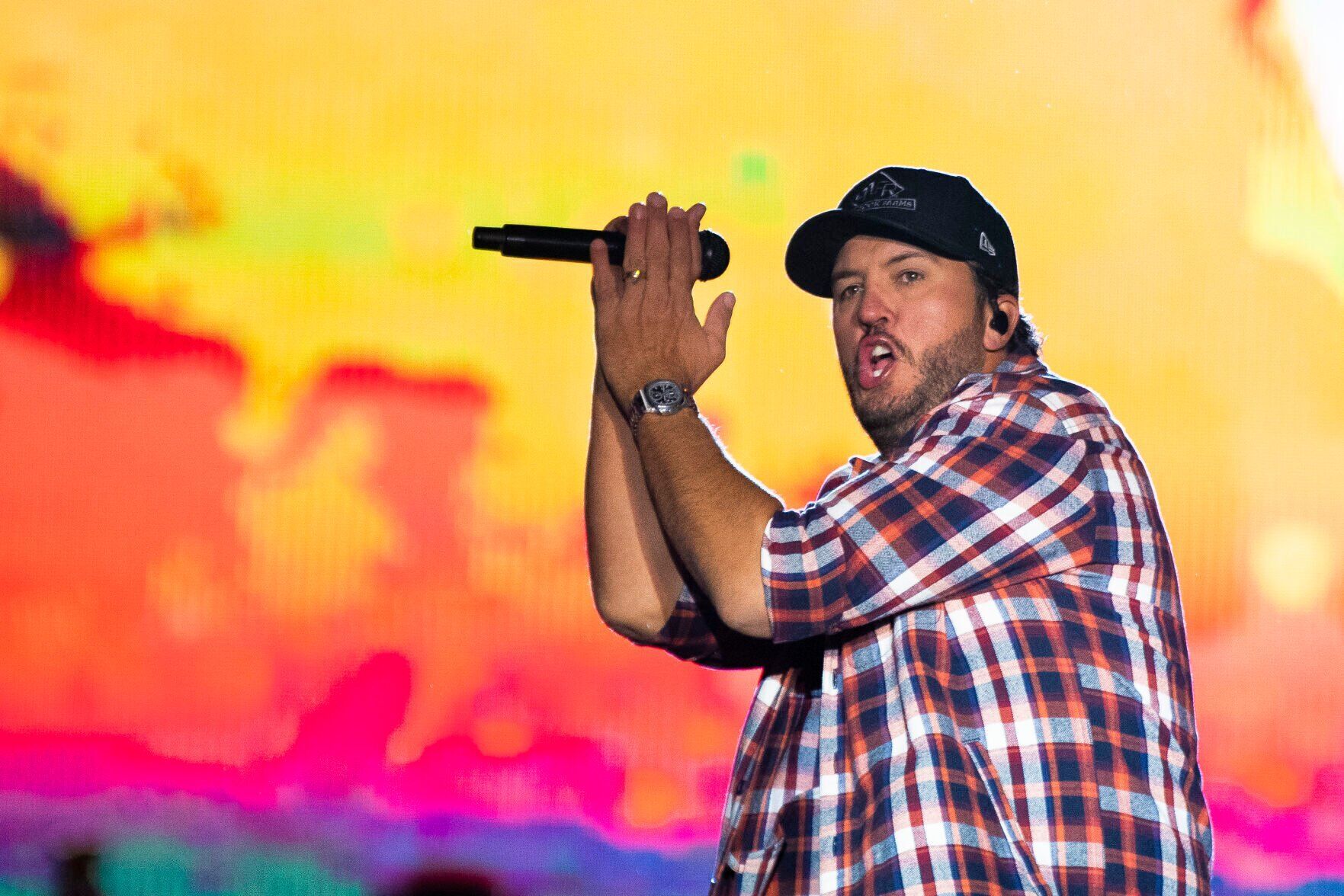 Luke Bryan concert